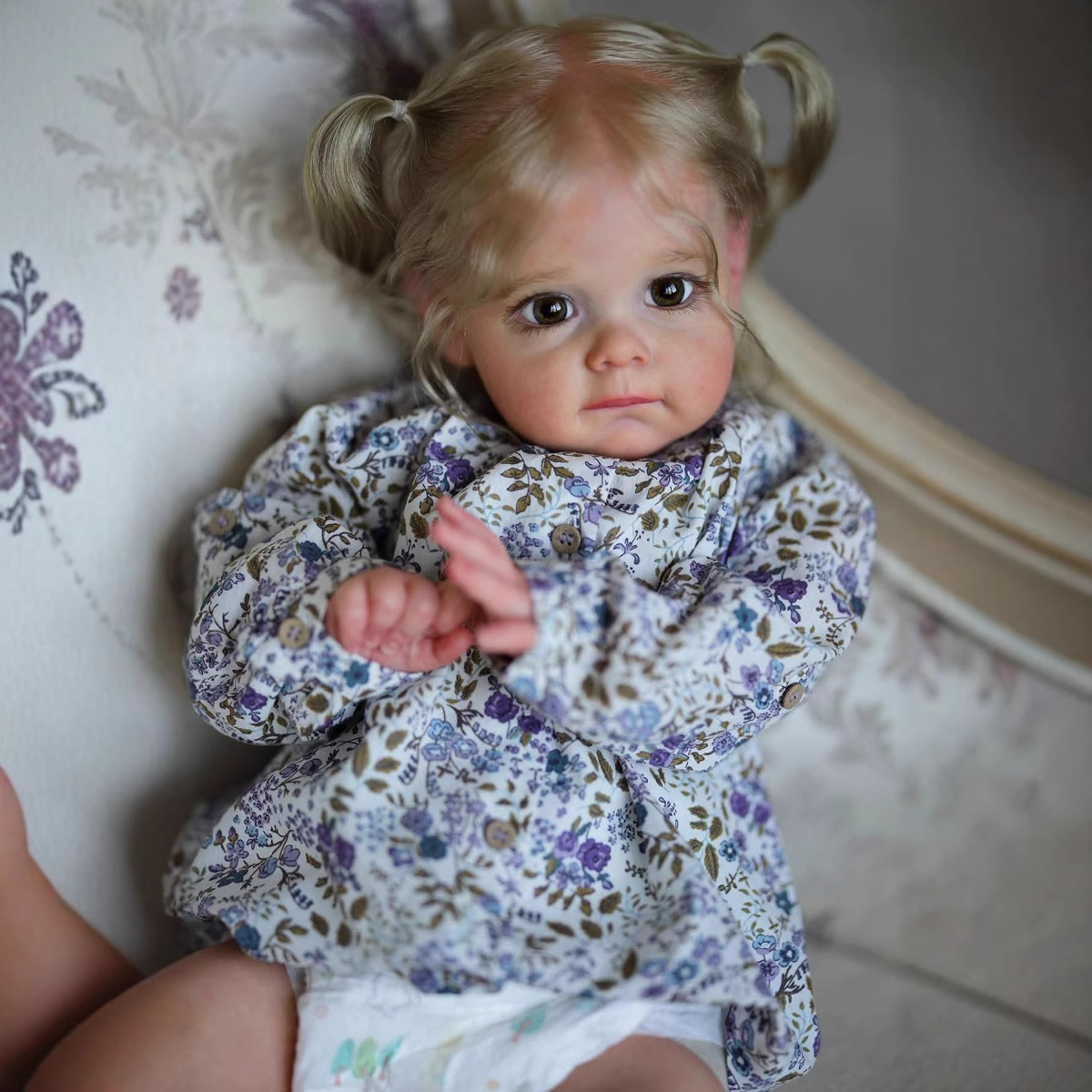 Reborn Baby Doll Silicone Realistic - ตุ๊กตาเด็กทารกซิลิโคนน่ากอด ตุ๊กตารีบอร์นเด็กผู้หญิงวัยหัดเดิน แม็กกี้ ตุ๊กตาที่ทำขึ้นอย่างสมจริง ตุ๊กตารีบอร์นสำหรับสะสม ตุ๊กตาศิลปะ